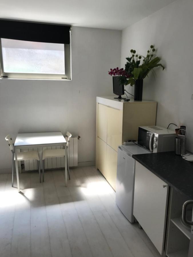 Room And Kitchen Bilbao Extérieur photo