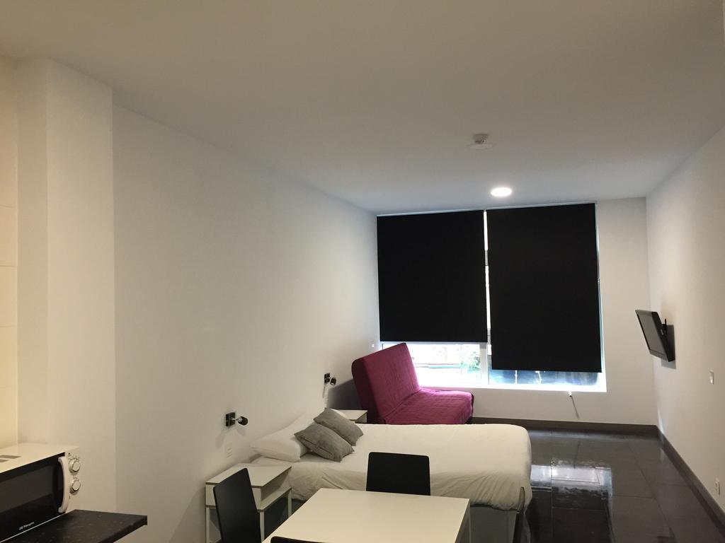 Room And Kitchen Bilbao Extérieur photo