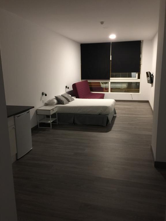 Room And Kitchen Bilbao Extérieur photo