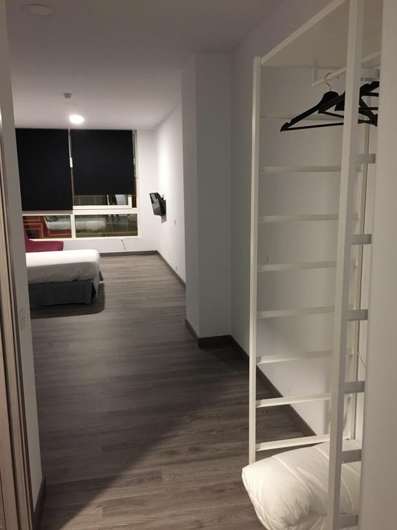 Room And Kitchen Bilbao Extérieur photo