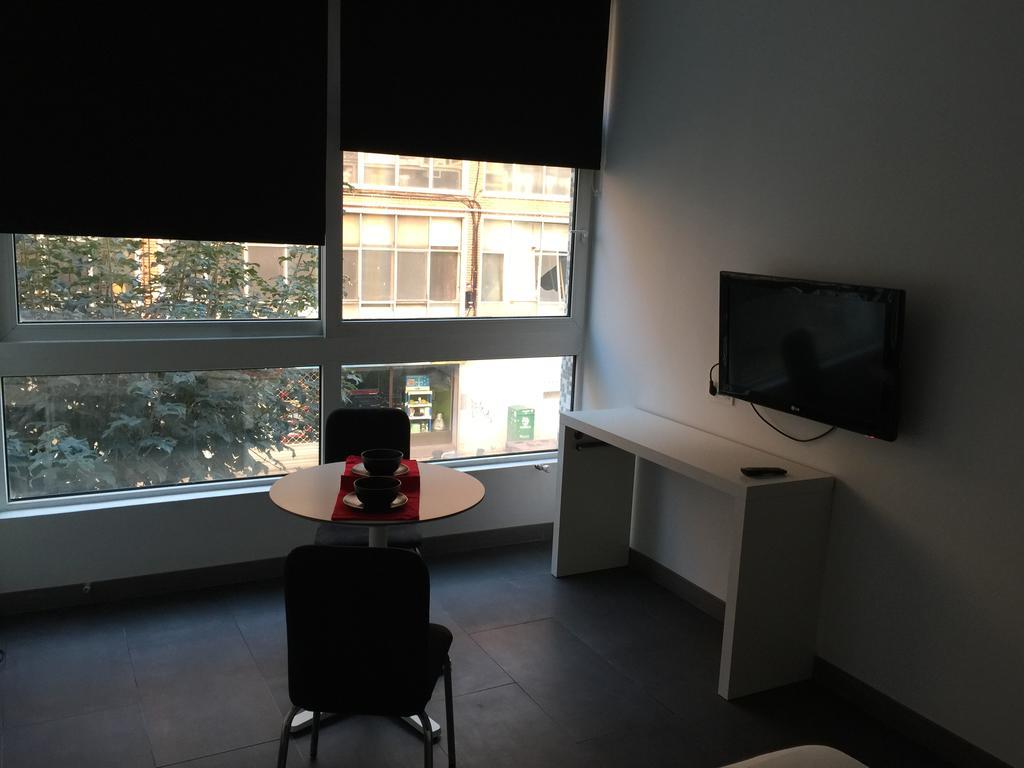 Room And Kitchen Bilbao Extérieur photo