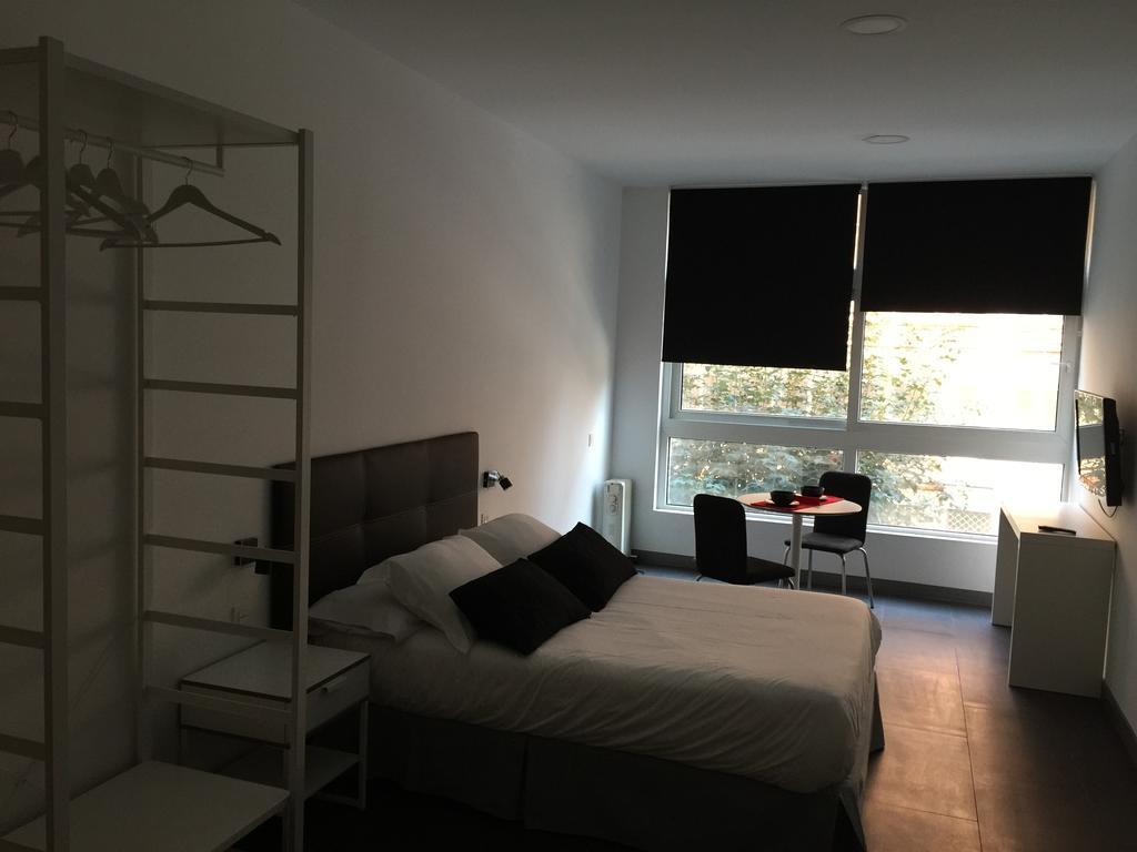 Room And Kitchen Bilbao Extérieur photo
